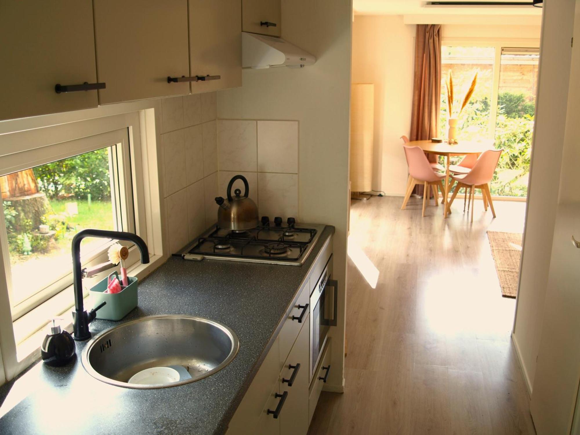Gezellig Gemoderniseerd Chalet Op De Veluwe 푸텐 외부 사진